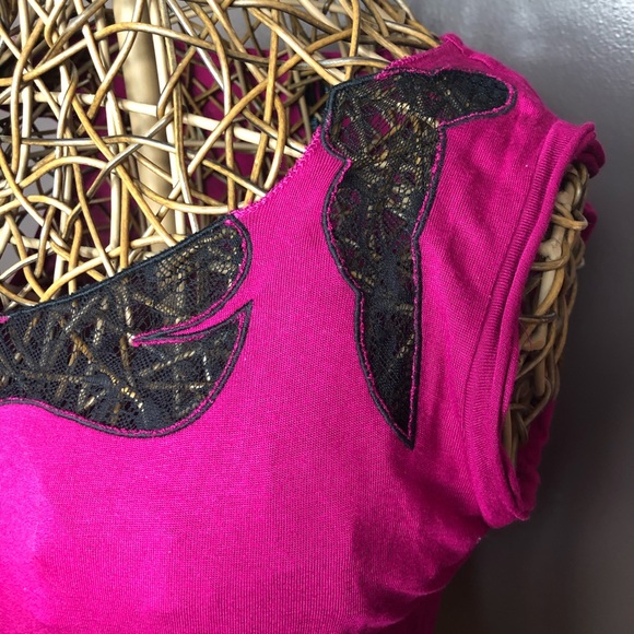 She Said Small Pink With Black Lace Top Cap Sleeve - Picture 2 of 7